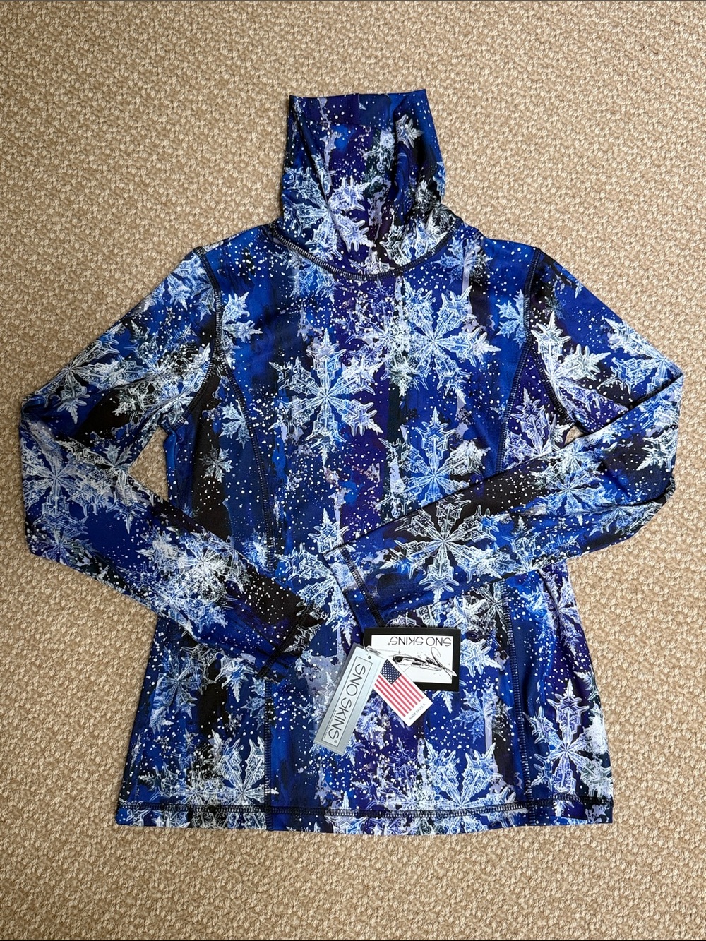 SNO SKINS Women’s Snowflake Print Turtleneck